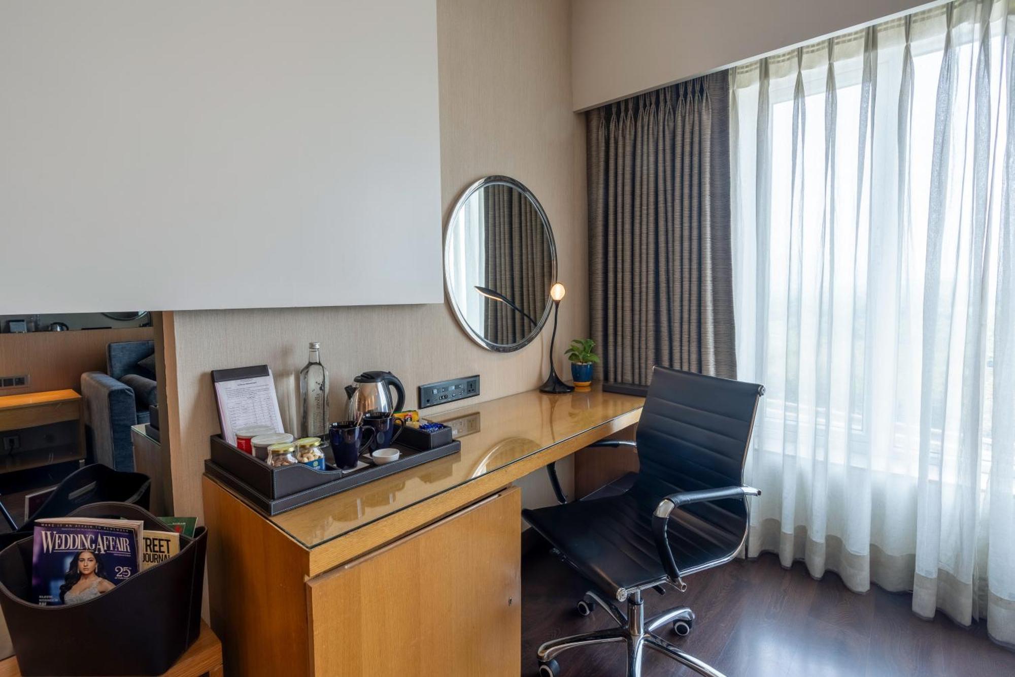 The Fern - Goregaon Mumbai Exterior photo