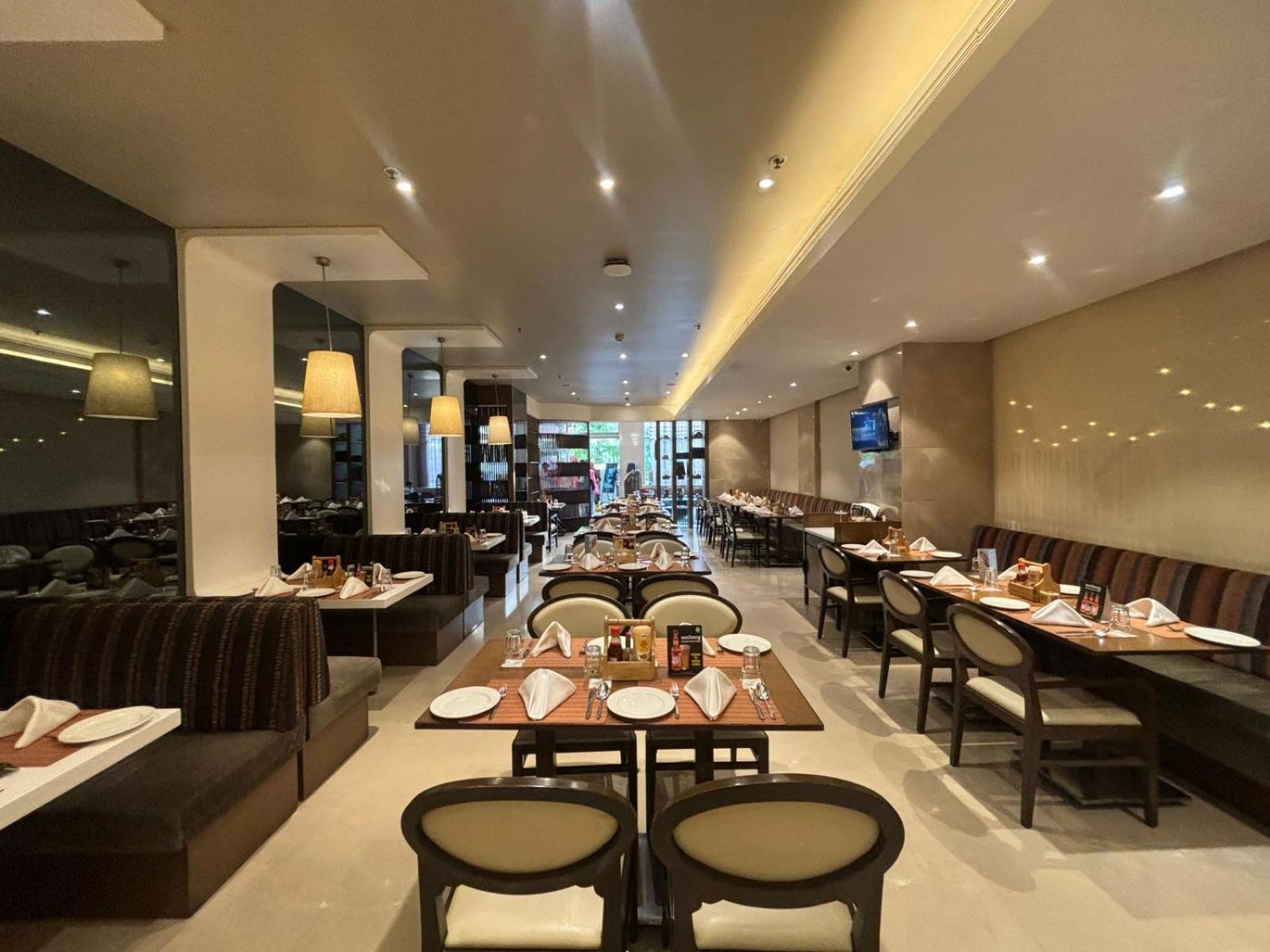 The Fern - Goregaon Mumbai Exterior photo