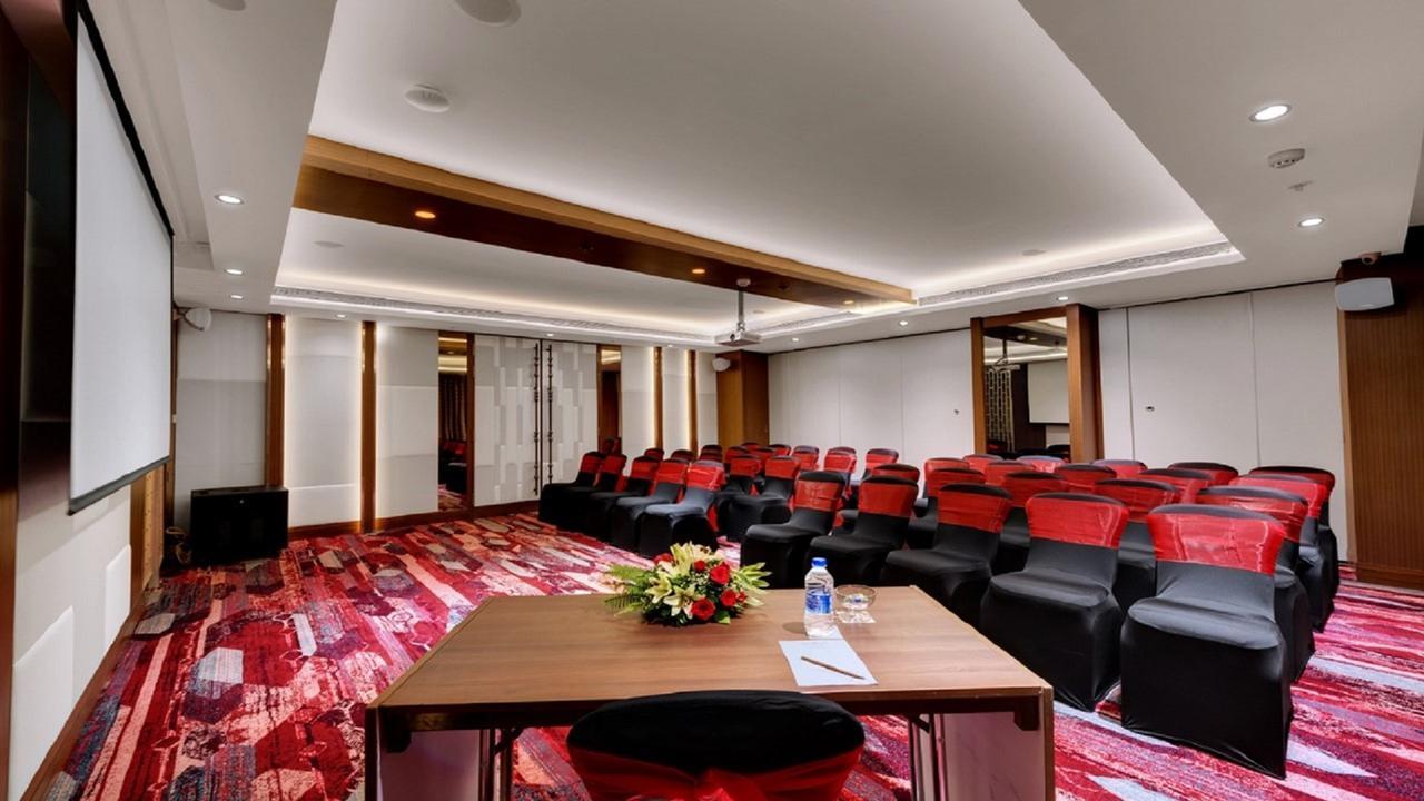 The Fern - Goregaon Mumbai Exterior photo